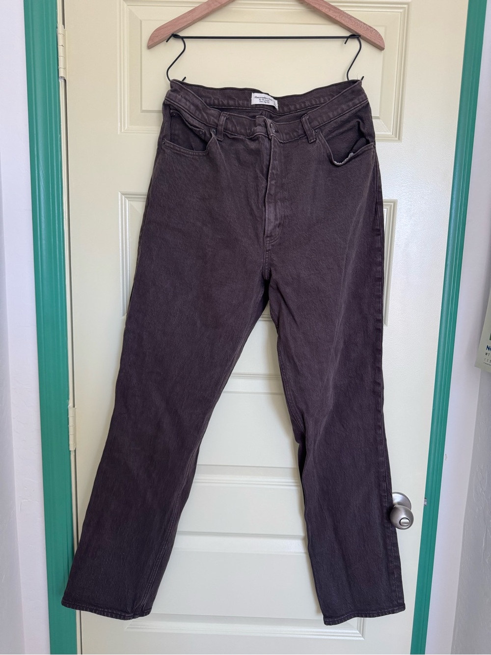 Abercrombie & Fitch Women's Straight-Leg Jeans in Dark Brown
